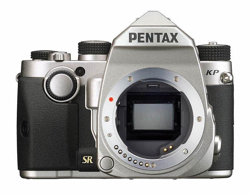 ISO Canavarı Pentax KP Duyuruldu kapak görseli