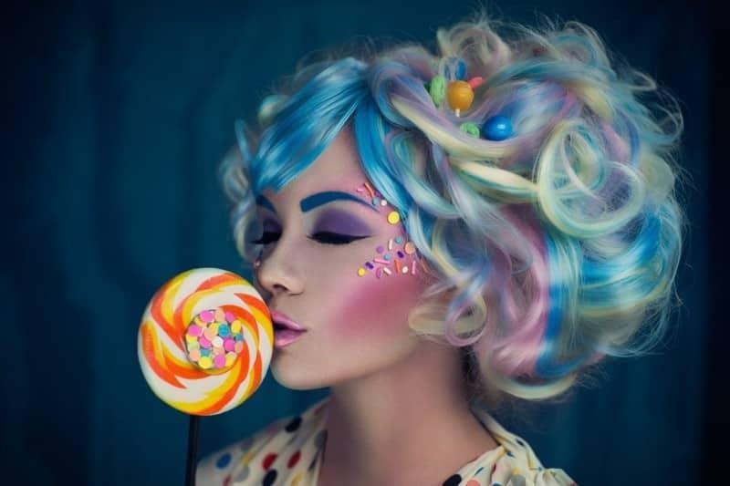 Neden Photoshop Öğrenmeniz Gerektiğini Gösteren 15 Fotoğraf kapak görseli